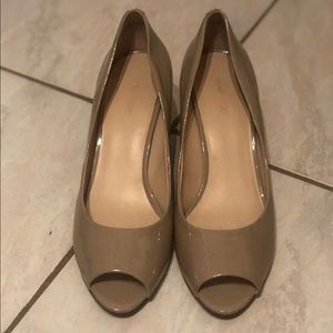 Nine West peeptoe wedges